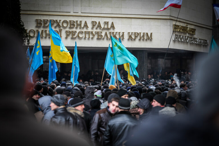 мітинг в Сімферополі 26 лютого 2014_фото Стас Юрченко_RFE_RL