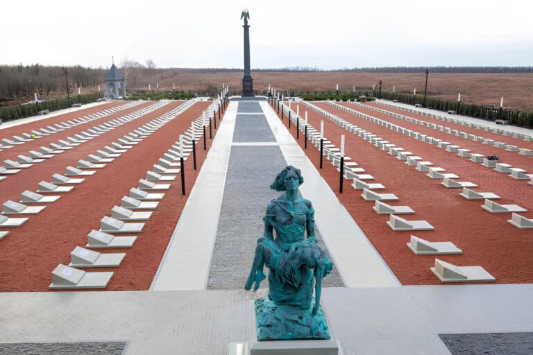 7. Mémotial «Une tache indélébile du Donbas» près de Louhansk. Photo: La société d’histoire militaire de Russie