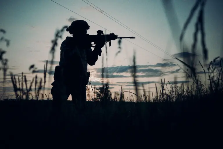 南部方面で任務についているウクライナの軍人。 2025年8月 写真：ミキータ・ザヴィリンシキー