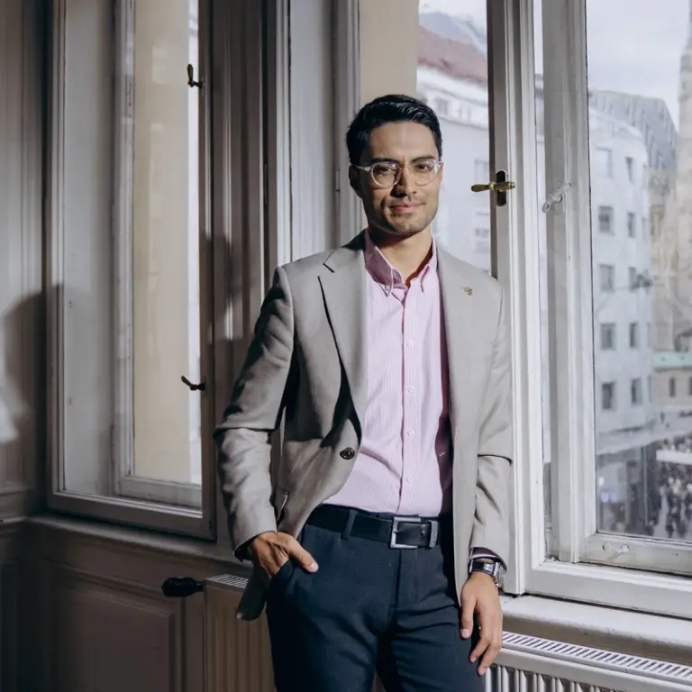 “Many Afghans in Europe support the Taliban:” interview with Shafi Karimi