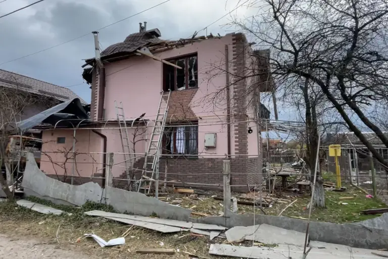 9(small)_Дім родини Гайдашуків_З архіву Олексія Гайдашука