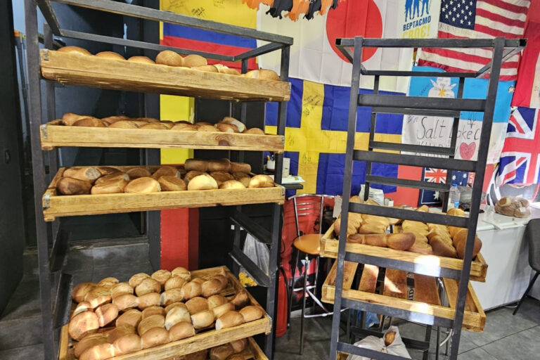 Internationale Flaggen in Hell’s Kitchen. Foto: Björn Milbradt.